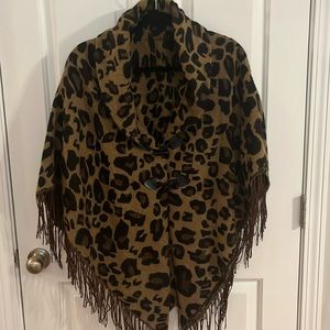 EUC-Boutique Leopard Wrap